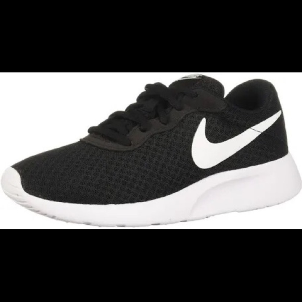NIKE-Black & White Mesh Running Shoes/Sneakers-Size 7